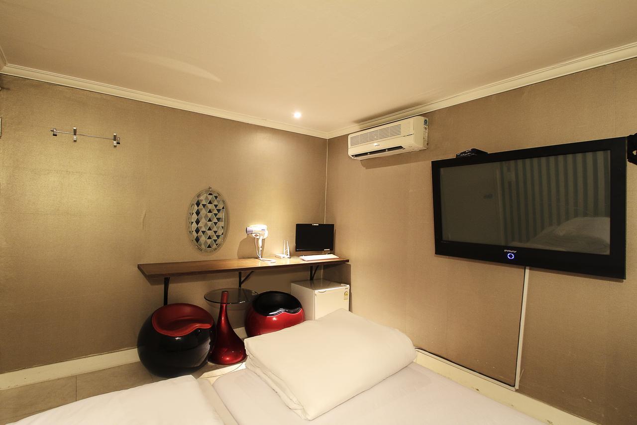 Hotel Goguma Shinchon Soul Exteriér fotografie